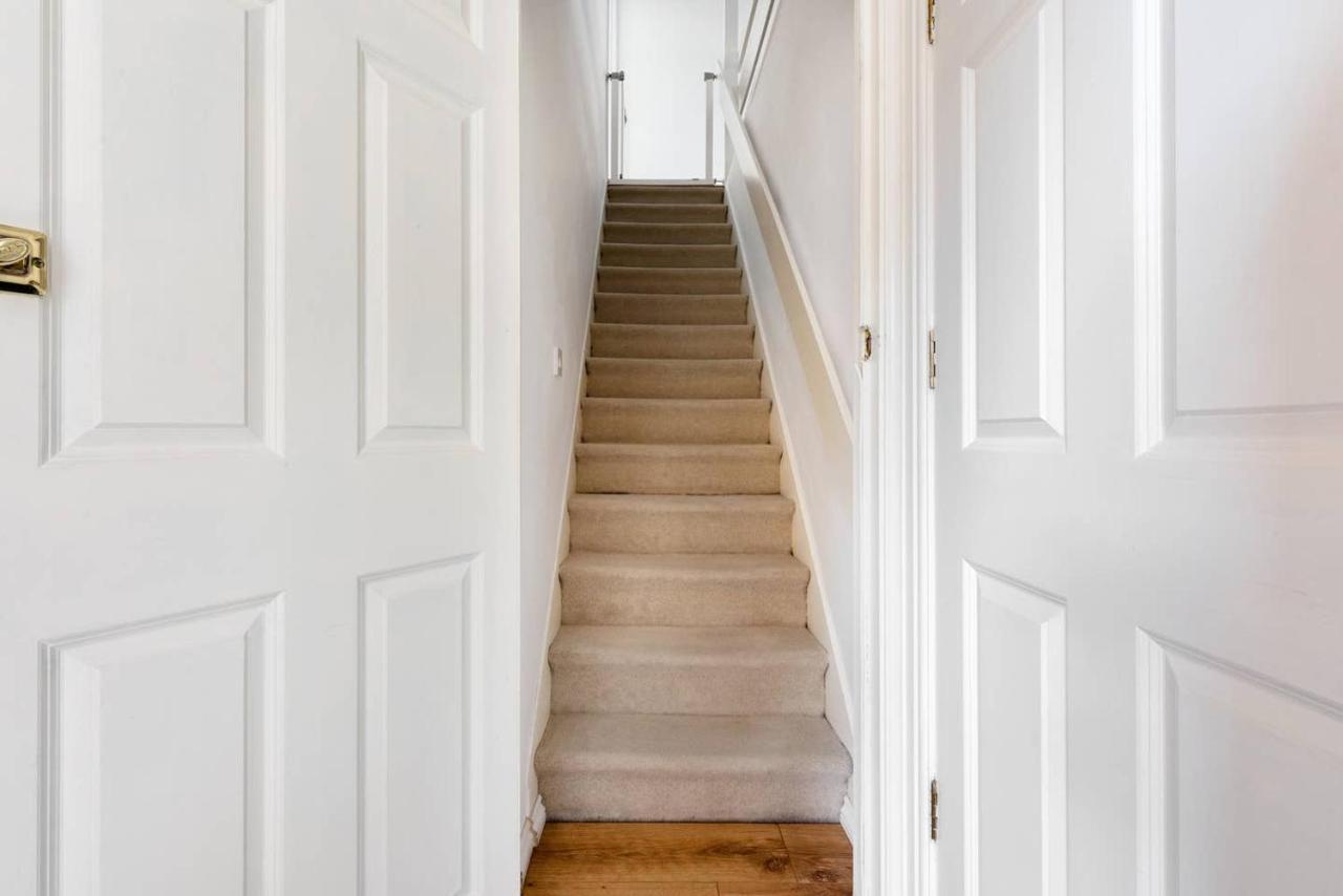 The Bluebird - One Bedroom Apartment In Watford Watford (Hertfordshire) Exterior foto